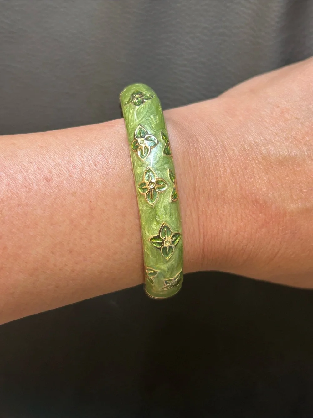 Vintage Green Enamel Gold-Tone Monogram Flower Hinged Bangle Bracelet